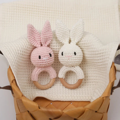 Hochet crochet lapin - coloris disponibles