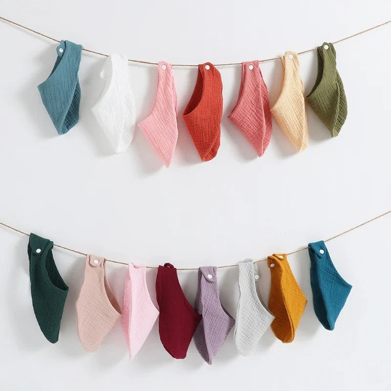 Bavoir bandana - forme triangulaire ajustable