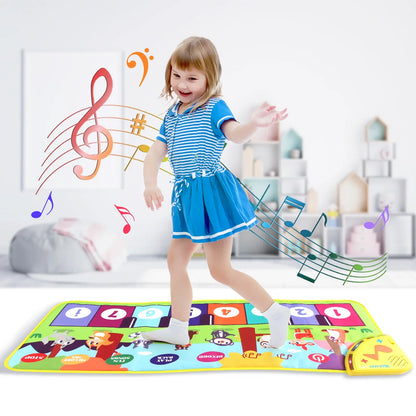 Tapis piano musical - enfant dansant et jouant dessus